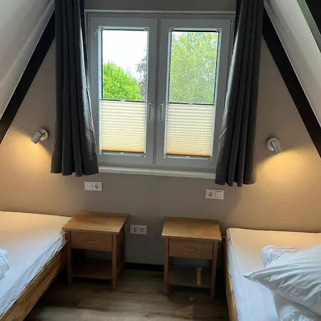 Nurdachhaus Hoher Weg 54