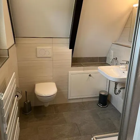 Nurdachhaus Hoher Weg 54 בוטיאדינגן