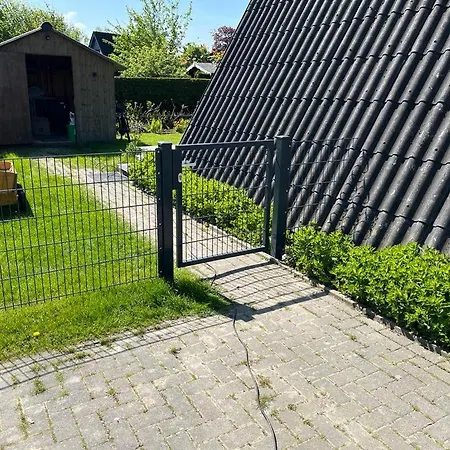 Nurdachhaus Hoher Weg 54