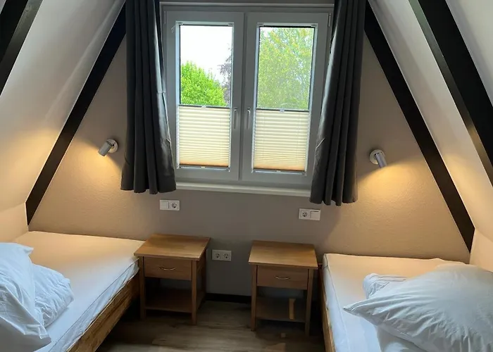 Nurdachhaus Hoher Weg 54