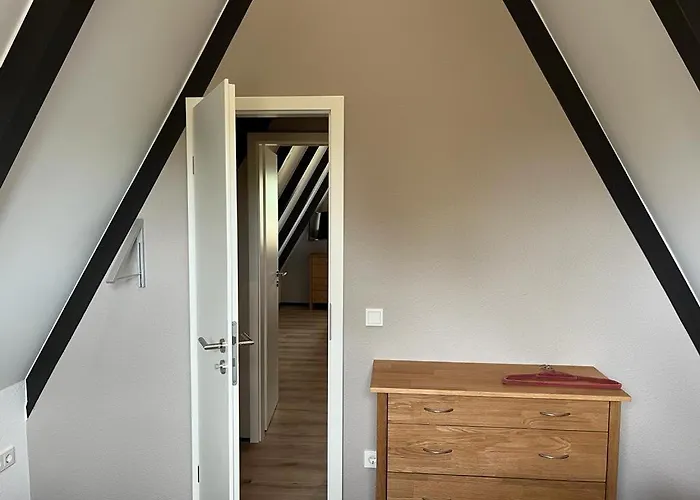 Nurdachhaus Hoher Weg 54